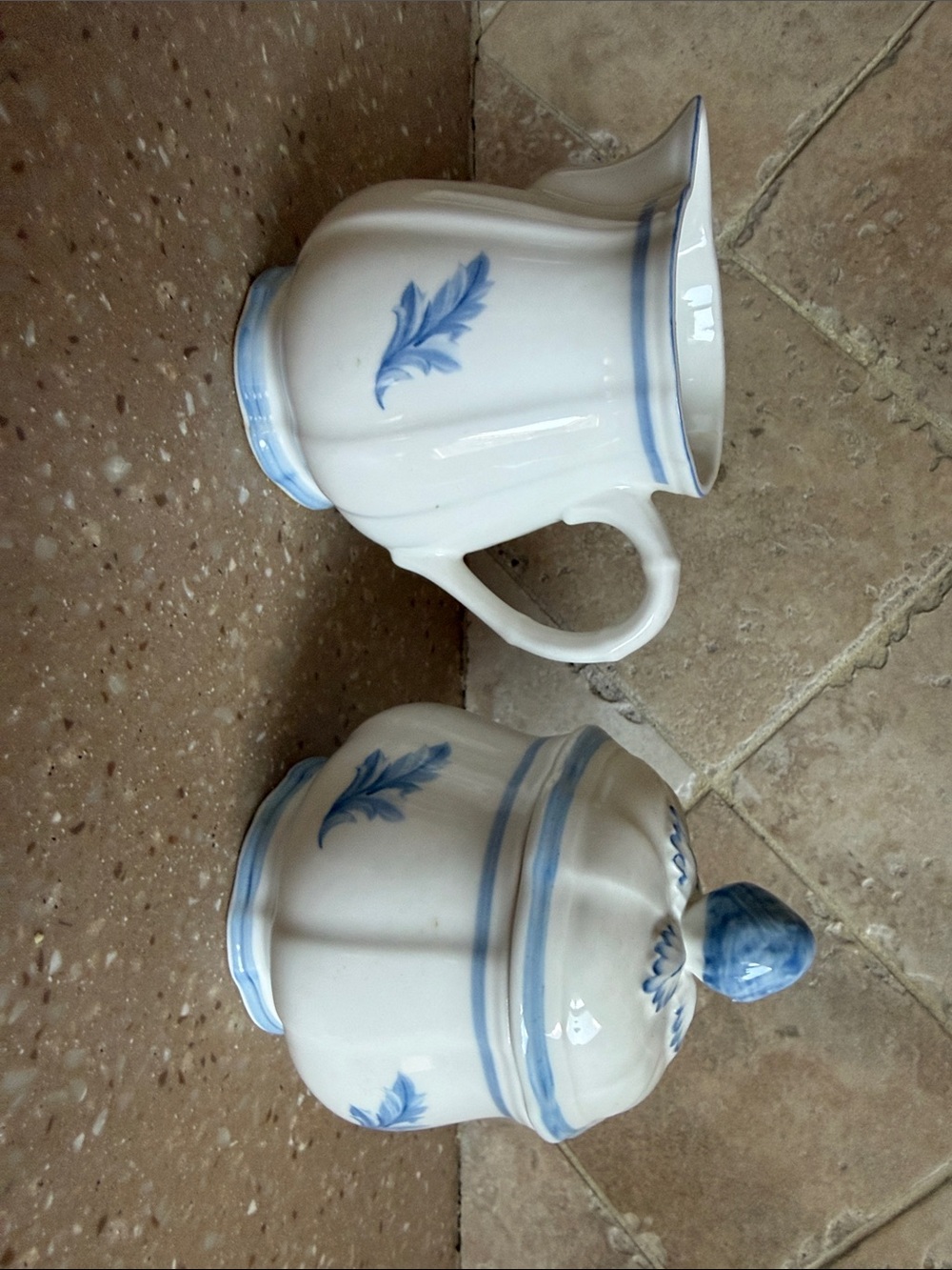 Villeroy & Boch White Porcelain Creamer with Gold Rim